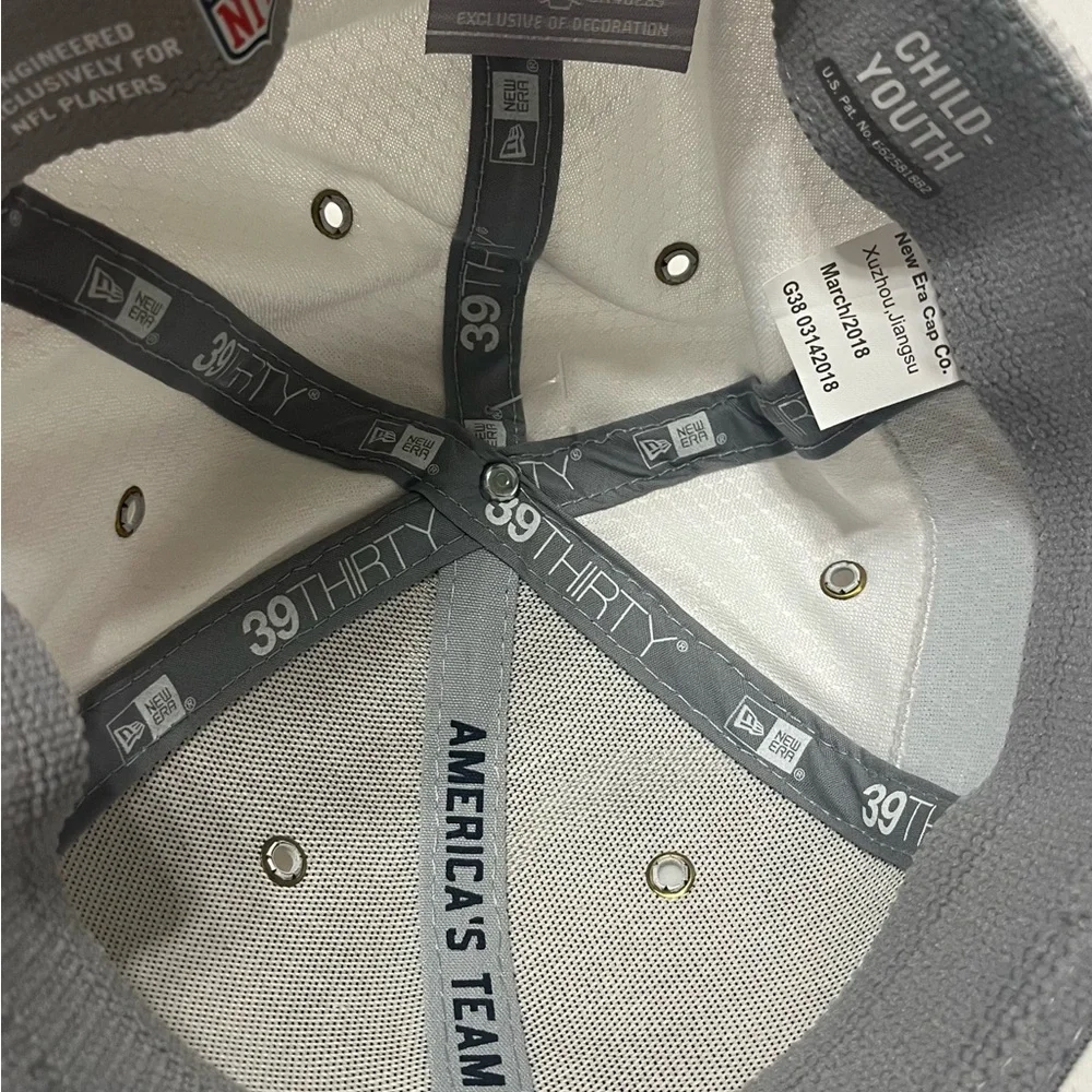 New Era youth stretch